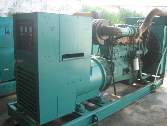 中兴镇租赁发电机- 发电机碳刷磨损的原因是什么